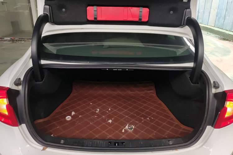 Used Volvo S60 2014 S60L 2.0T Zhiyuan Edition