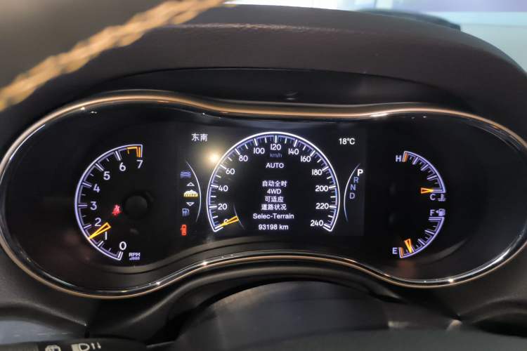 Used Jeep Grand Cherokee 2016 3.0L Comfort Navigation Edition Instrument Cluster