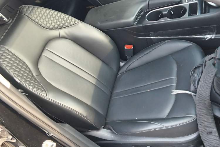 Used Hyundai Sonata 2024 1.5T Pro Right Front Seat