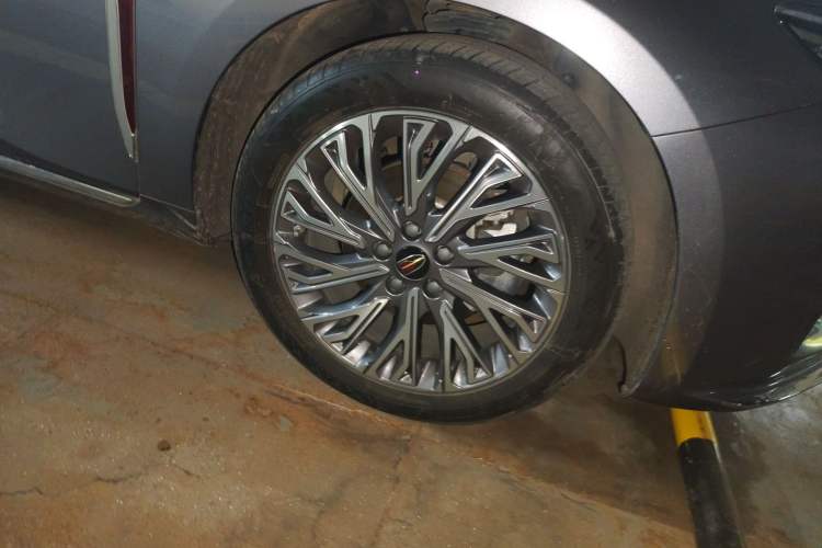 Used Hongqi H5 2023 2.0T Automatic Smart Connect Flagship Edition
