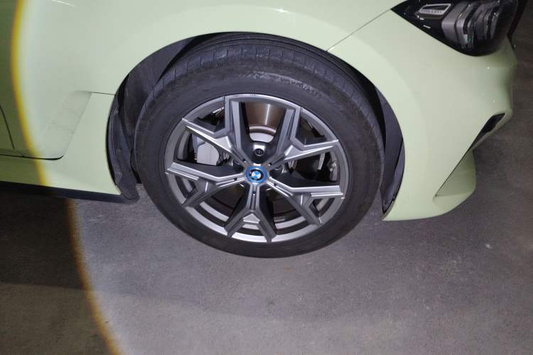 Used BMW i3 2024 eDrive 35 L