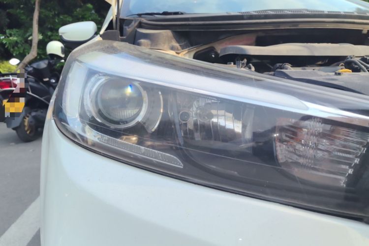 Used Kia K3 2016 1.6L Automatic GL Right Front Headlight