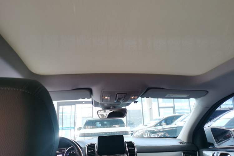 Used Mercedes-Benz GLE Coupe 2018 GLE 320 4MATIC Coupe SUV
