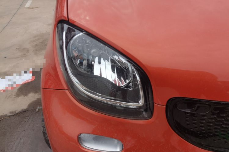 Used smart forfour 2018 1.0L 52kW Passion Edition Right Front Headlight