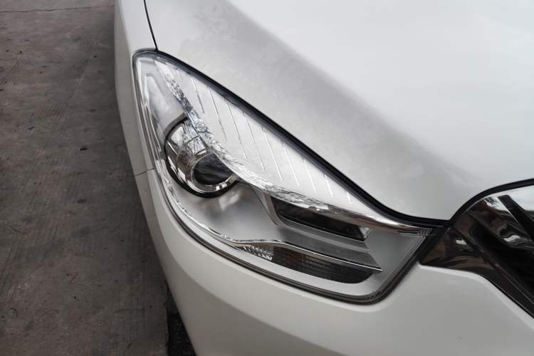 Used Haima V70 2016 2.0L Manual - Enjoyment Version 6 Seats