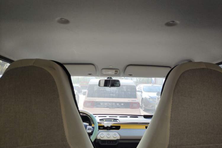 Used Chery QQ Ice Cream 2022 120km Conical Shape Lithium Iron Phosphate Headliner