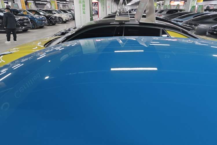 Used Lynk & Co 03 2023 03+ TCR Cyan Front-Wheel-Drive Version
