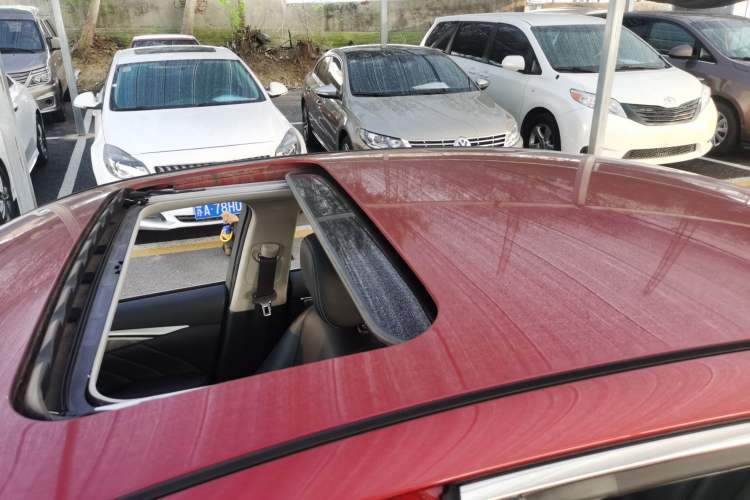 Used Infiniti Q50L 2015 2.0T Enjoyment Edition Roof