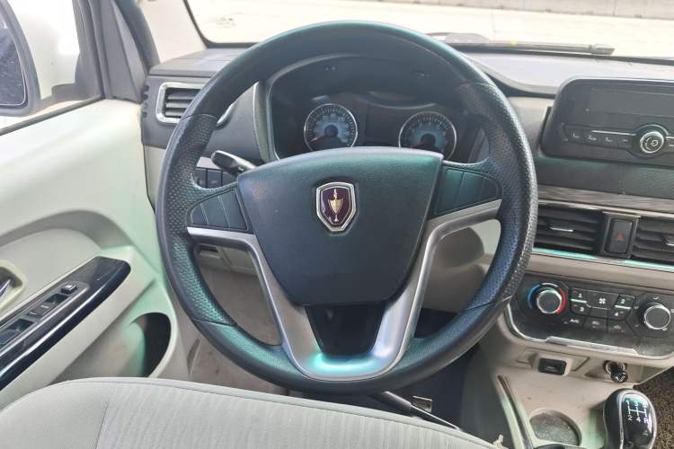 Used Jinbei New Hiace S 2021 1.5L Wealth Central Air-Conditioned Bus China VI Standard Model SWC15M Steering Wheel