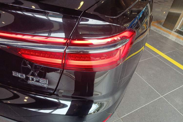 Used Audi A8 2019 Plus A8L 50 TFSI quattro Comfort Model
