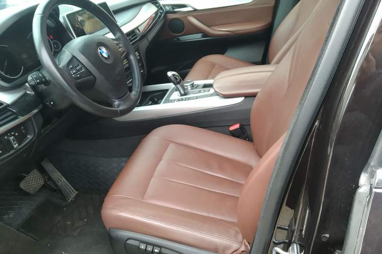 Used BMW X5  Left Front Seat