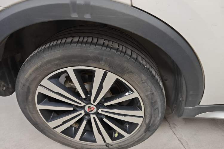 Used Roewe RX5 New Energy 2017 eRX5 50T Hybrid Connected Prestige Flagship Edition
