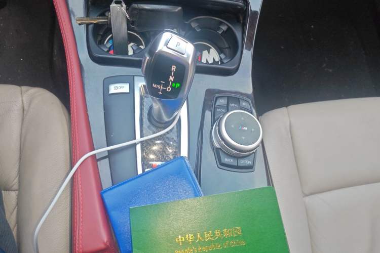 Used BMW 5 Series 2011 523Li Luxury Model