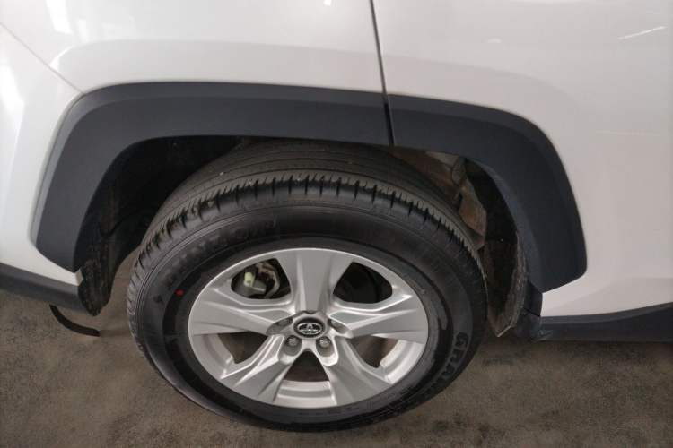 Used Toyota RAV4 2024 2.0L CVT Two-Wheel Drive Urban Edition