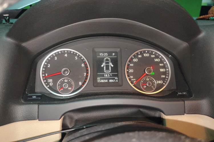 Used Volkswagen Tiguan 2010 2.0 TSI Automatic All-Wheel Drive Flagship Navigation Edition
