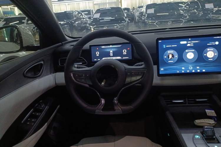 Used BYD Seal 06 New Energy 2024 DM-i 120KM Prestige Model
