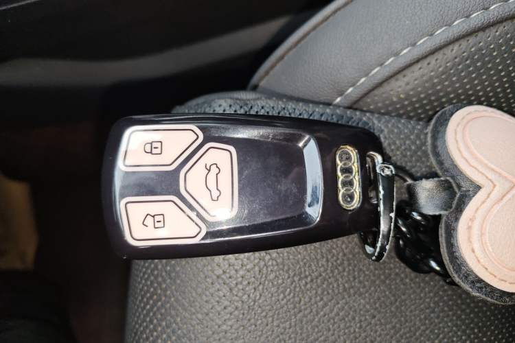 Used Audi A4L 2020 40 TFSI Luxury Dynamic Model