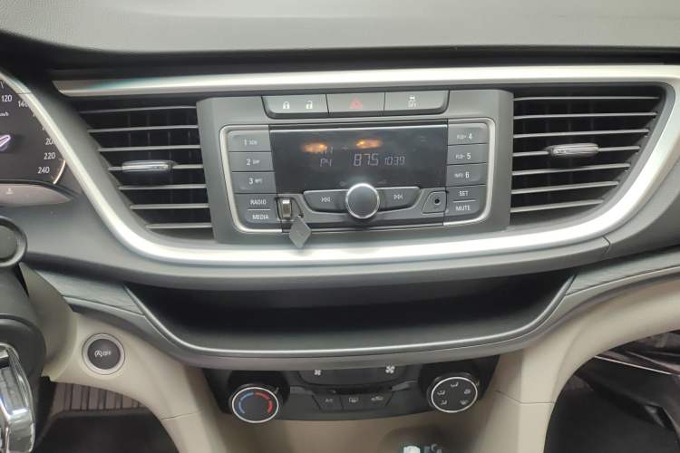 Used Buick GT 2017 15N Automatic Elite Version