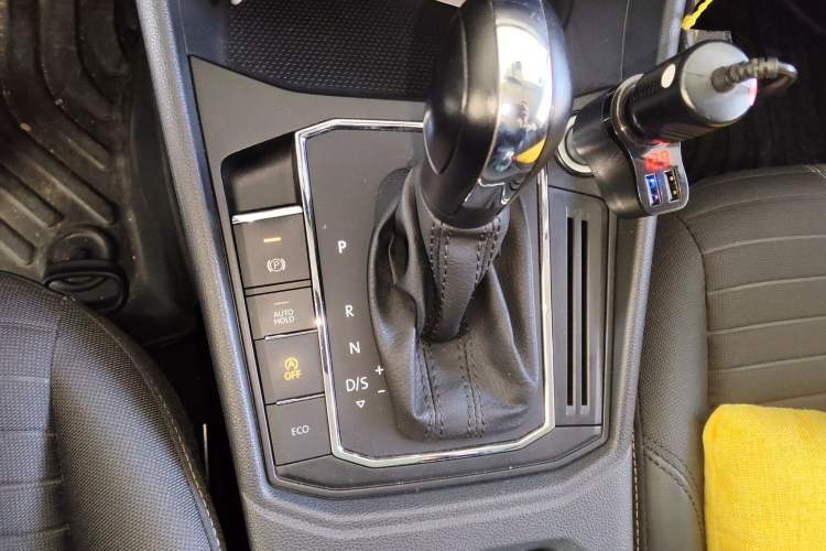 Used Volkswagen Lavida 2021 280TSI DSG Comfort Edition Gear Lever