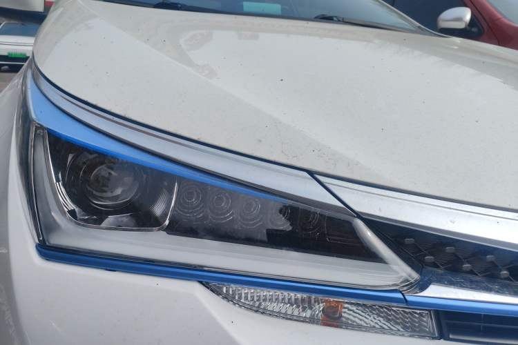 Used Toyota Corolla Hybrid E+ 2019 1.8L E-CVT Leading Edition Right Front Headlight