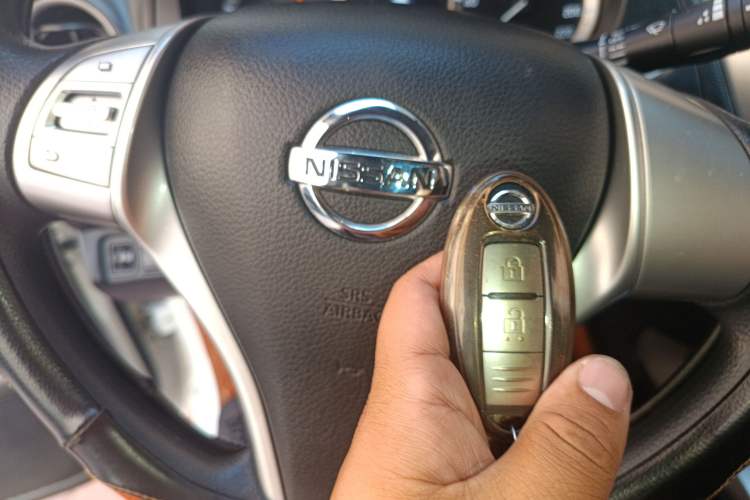 Used Nissan Terra 2020 2.5L XE Manual Two-Wheel-Drive Elite Edition
