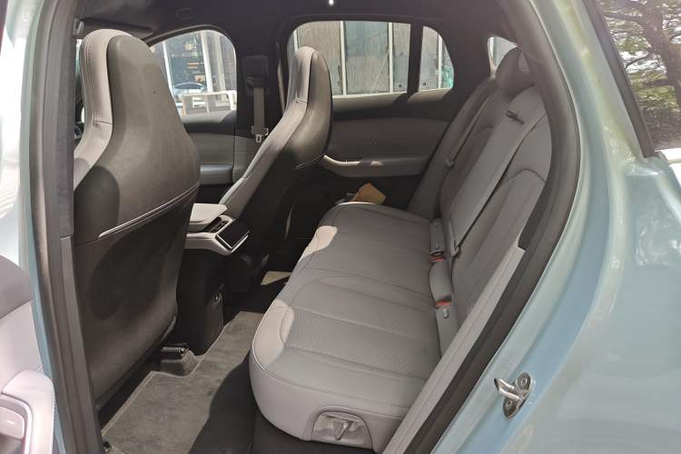 Used Nio EC6 2023 75 kWh Left Rear Seat