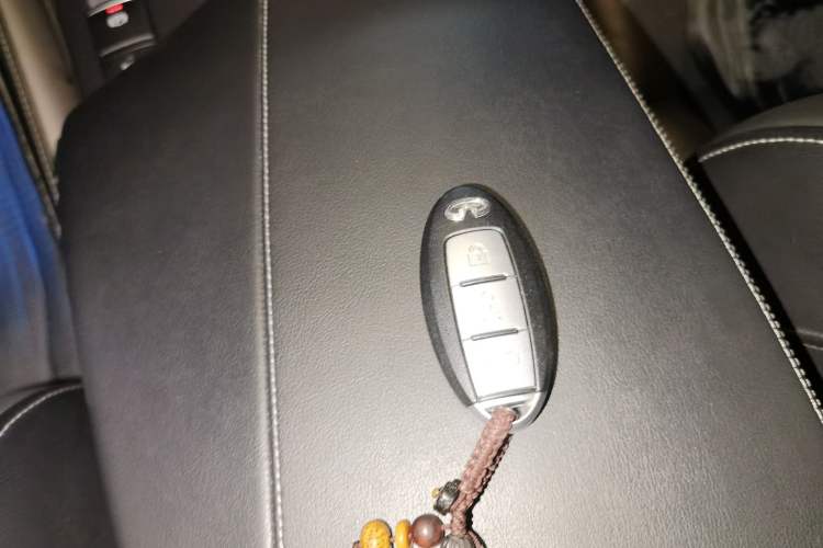 Used Infiniti QX50 2018 2.0T Two-Wheel Drive Fashion Edition