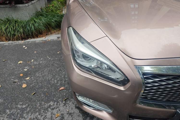 Used Infiniti Q70 2015 Q70L 2.5L Elite Edition Right Front Headlight