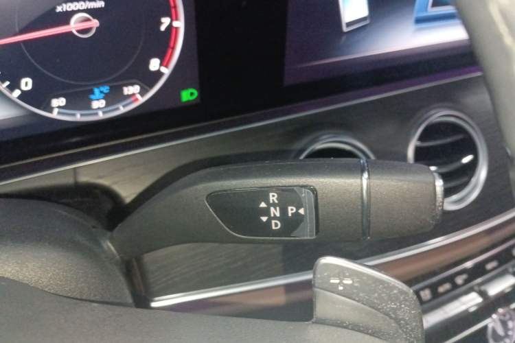 Used Mercedes-Benz E-Class 2020 Restyled E 300 L Sporty and Stylish Edition
