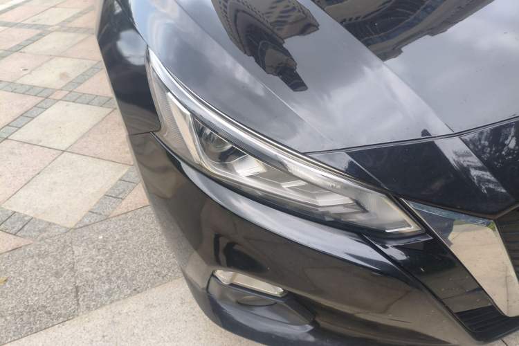 Used Nissan Teana 2019 2.0L XL Comfort Edition Right Front Headlight