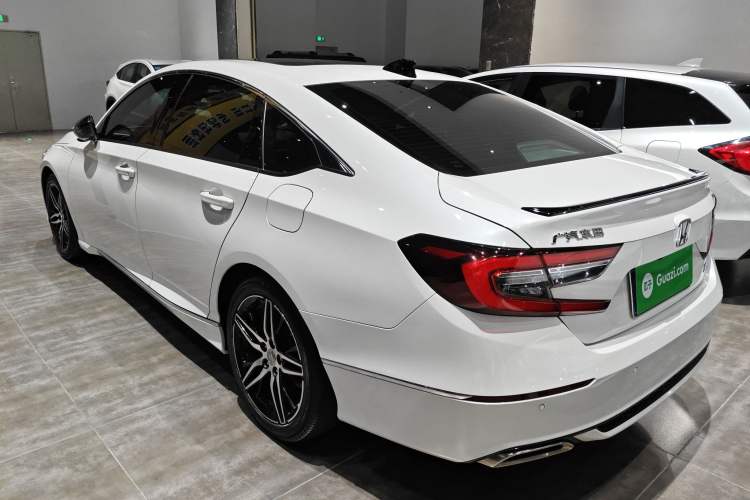 Used Honda Accord 2022 260TURBO Phantom Night · Prestige Edition Rear Left 45 Deg