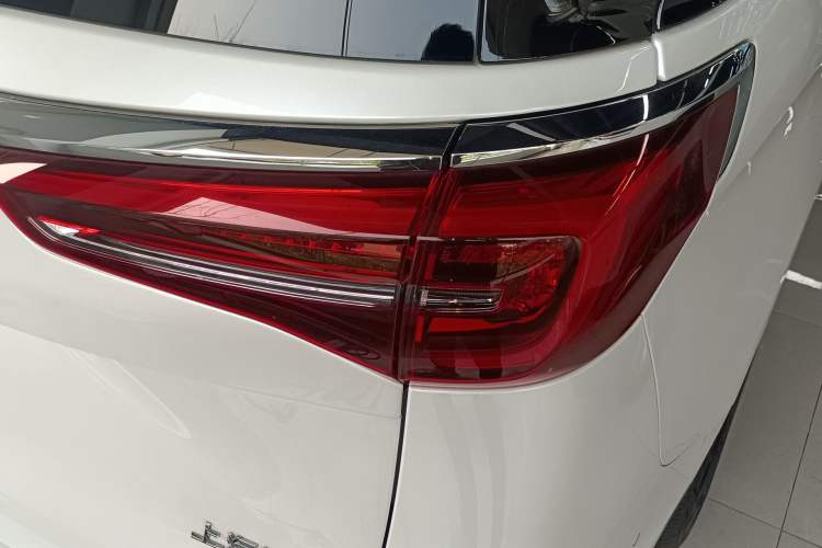 Used Buick GL8 2023 ES Lu Zun Deluxe Model