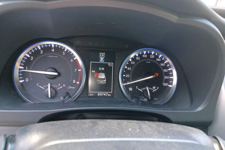 Used Toyota Highlander 2015 2.0T Four-Wheel Drive Ultimate Edition 7-Seater