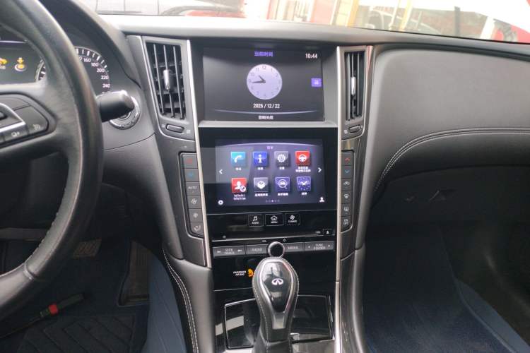 Used Infiniti Q50L 2018 2.0T Comfort Edition China VI Standard
