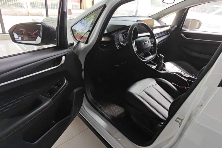 Used Geely Auto Vision X3 2021 PRO 1.5L Manual Elite Model Driver Seat