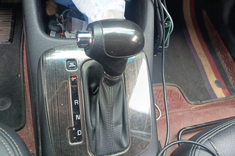 Used Kia K3 2016 1.6L Automatic GL Gear Lever