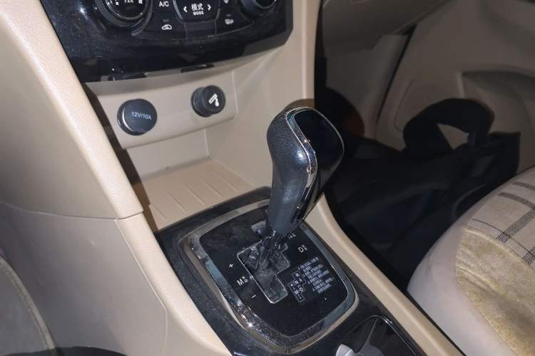 Used Baojun 730 2016 1.8L iAMT Luxury Model 7 Seats
