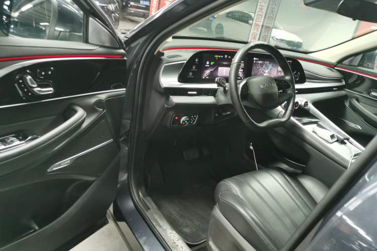 Used EXEED Lingyun 2025 300T Two-Wheel Drive Starry Edition
