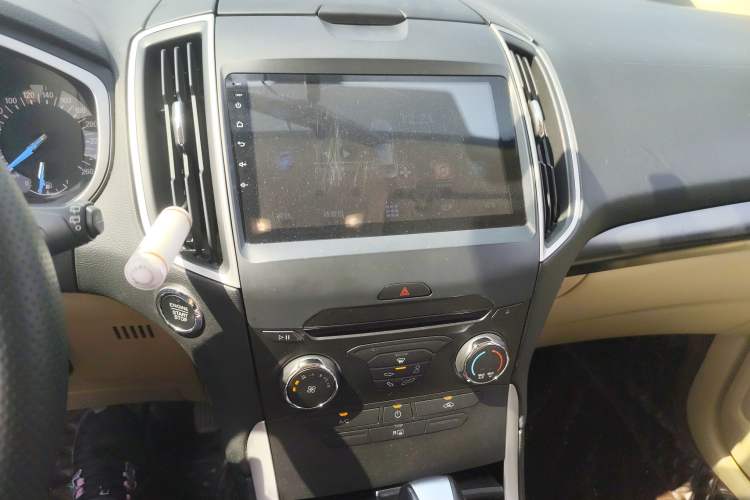 Used Ford Edge 2016 EcoBoost 245 Two-Wheel-Drive Titanium 5-Seater