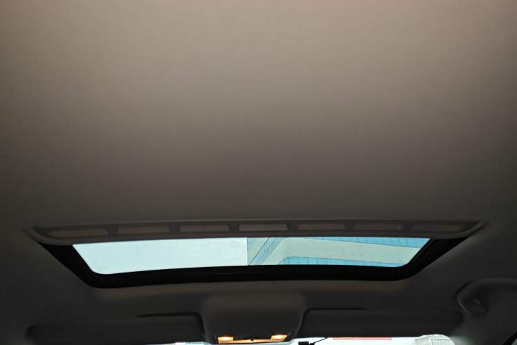 Used Volkswagen Santana 2013 1.6L Manual Comfort Edition
