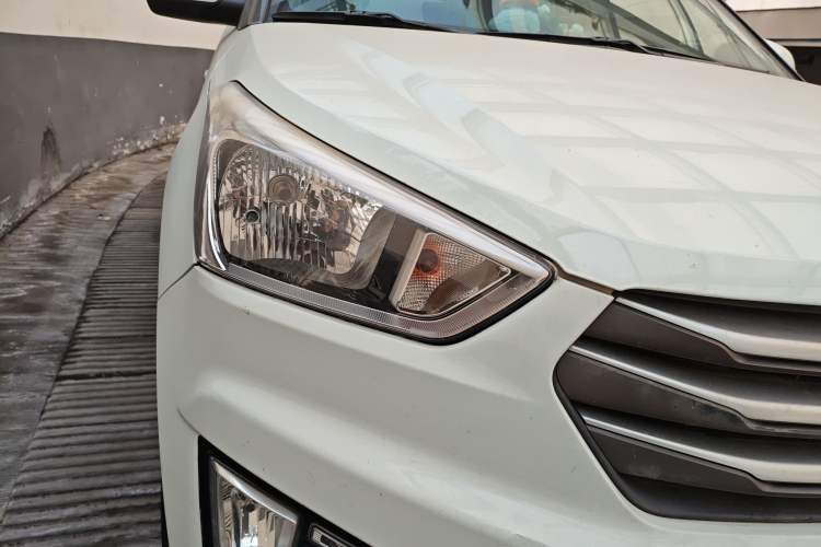 Used Hyundai ix25 2015 1.6L Automatic Two-Wheel Drive Smart GLS Trim
