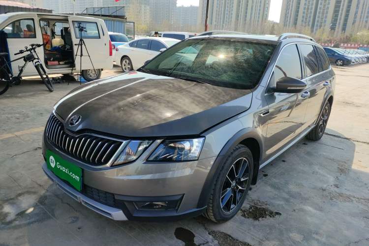 Used Skoda Octavia 2018 Station Wagon TSI230 DSG Luxury Edition