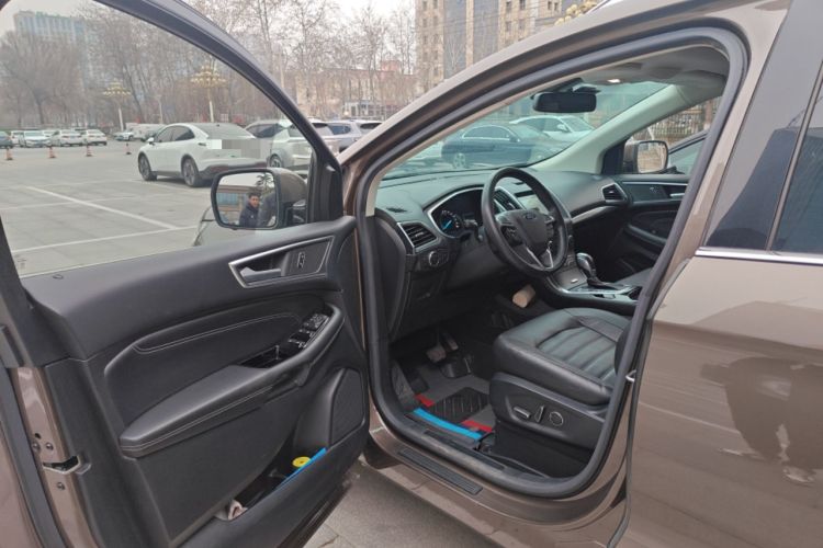 Used Ford Edge 2018 EcoBoost 245 Four-Wheel Drive Titanium 7-Seater
