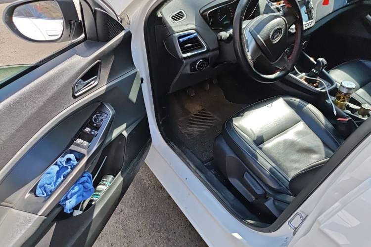 Used Ford Escort 2017 Happy Edition 1.5L Manual Fashion Model
