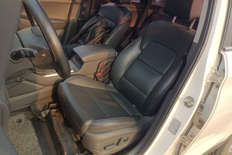 Used Hyundai Tucson 2018 1.6T Dual-Clutch Two-Wheel Drive 15th Anniversary Special Edition