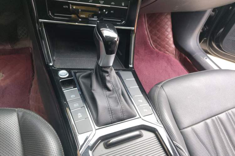 Used Volkswagen Passat 2022 330TSI Starry Luxury Edition
