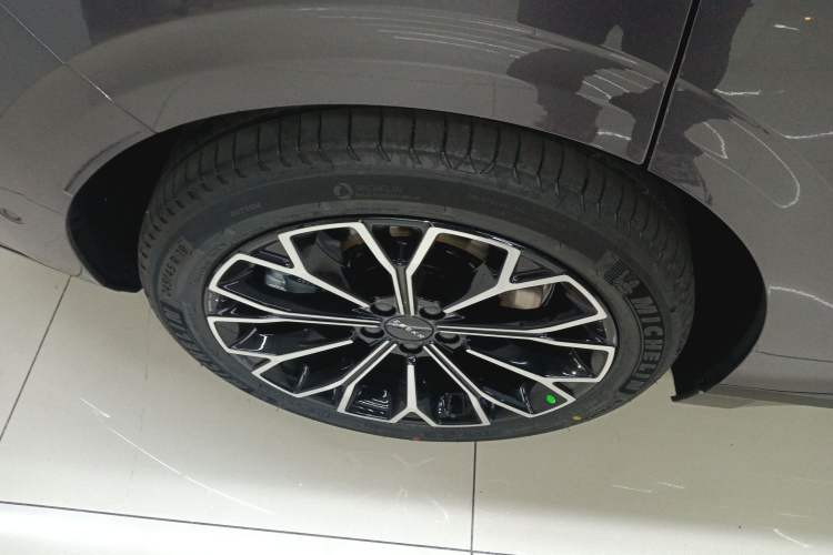 Used Zeekr 007GT 2025 Long-Range Rear-Wheel Drive Intelligent Driving Version 100 kWh