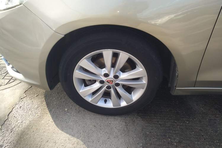 Used Roewe 360 2015 1.5L Automatic Luxury Edition