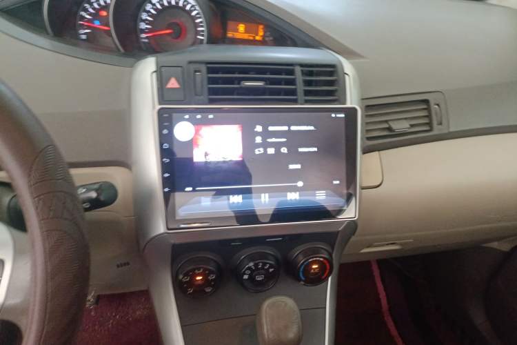 Used Toyota Verso 2015 180E CVT Crossover Edition Audio And AC Panel