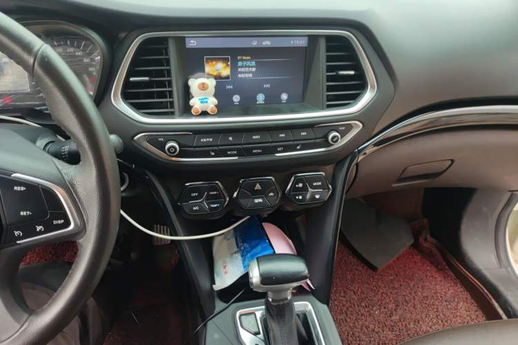 Used GAC Trumpchi GS4 2015 200T G-DCT Luxury Edition Audio And AC Panel